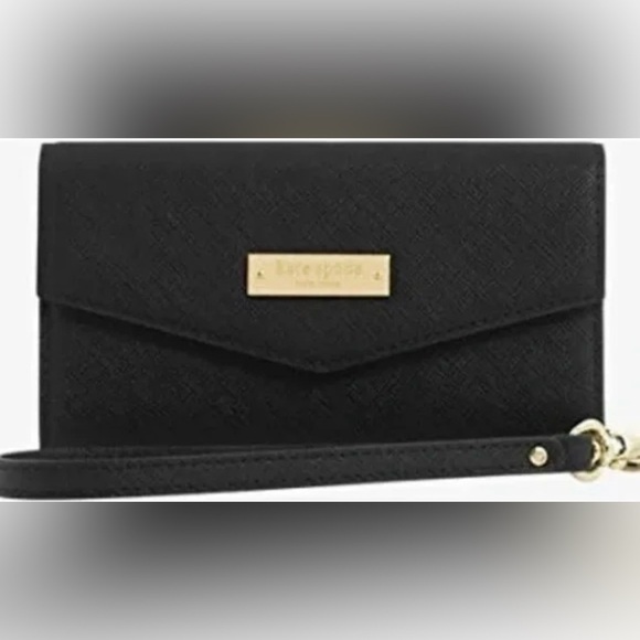 kate spade Handbags - Black Kate Spade Saffiano Wristlet